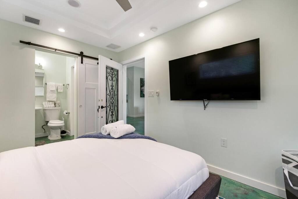 Heated Pool I Soundproof Home I Firepit I 630Mbps 好莱坞 外观 照片
